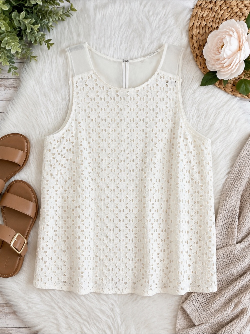 Madewell Cream Eyelet Lace Sleeveless Blouse Top Size 8 - Picture 1 of 7